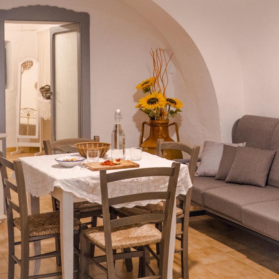 I Trulli Di Caterina - Casa Vacanza Privata มาร์ตินาฟรังกา ภายนอก รูปภาพ